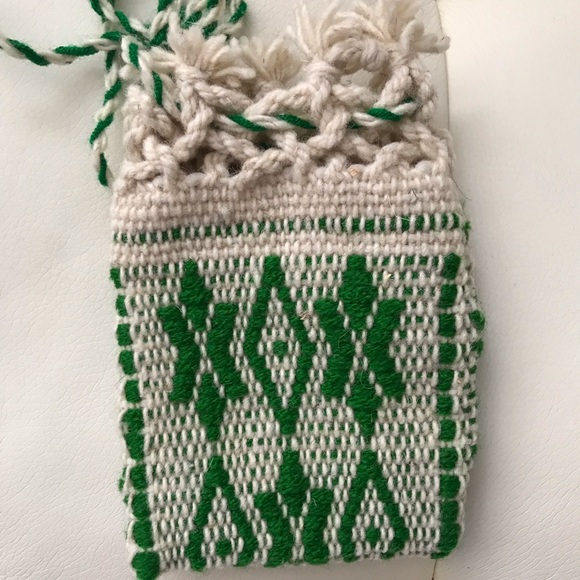 Handmade Knitted Mexican Mini Small Crossbody Bag - Picture 4 of 8